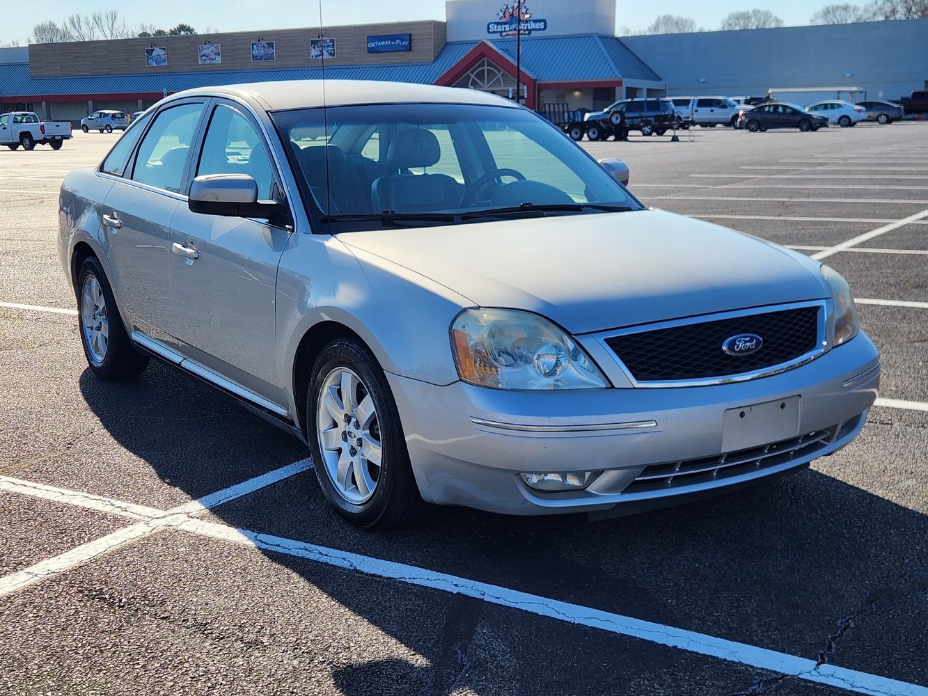 2006 Ford Five Hundred SEL's photo