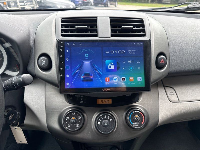 2009 Toyota RAV4 Base photo 25