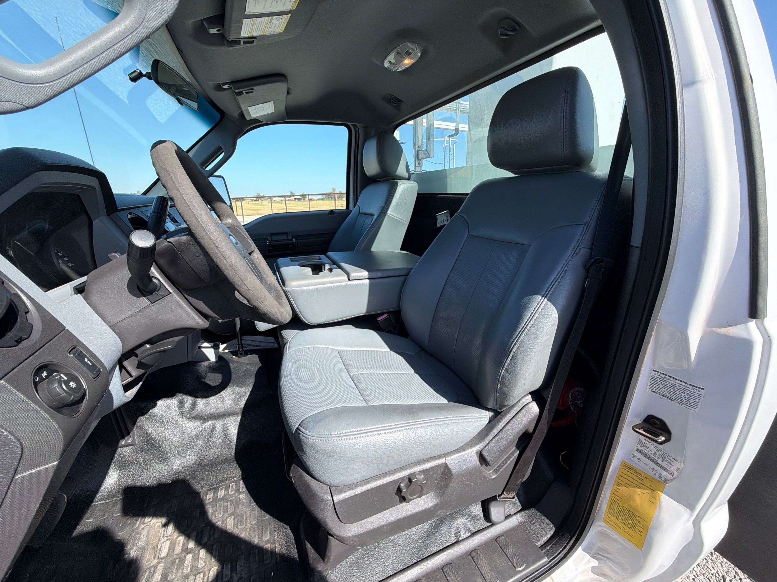 2016 Ford F-450 Super Duty Chassis Cab XL - Photo 26