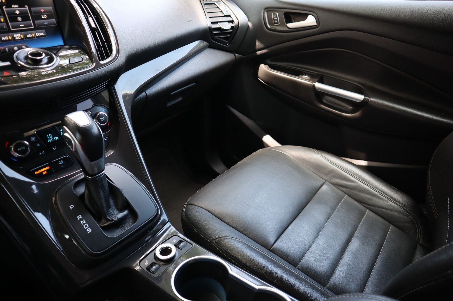 2015 Ford Escape Titanium Victory Motors of Colorado