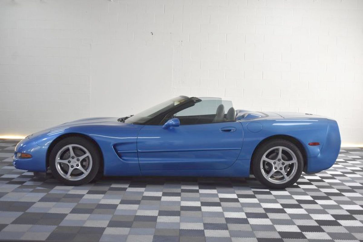 2000 Chevrolet Corvette 