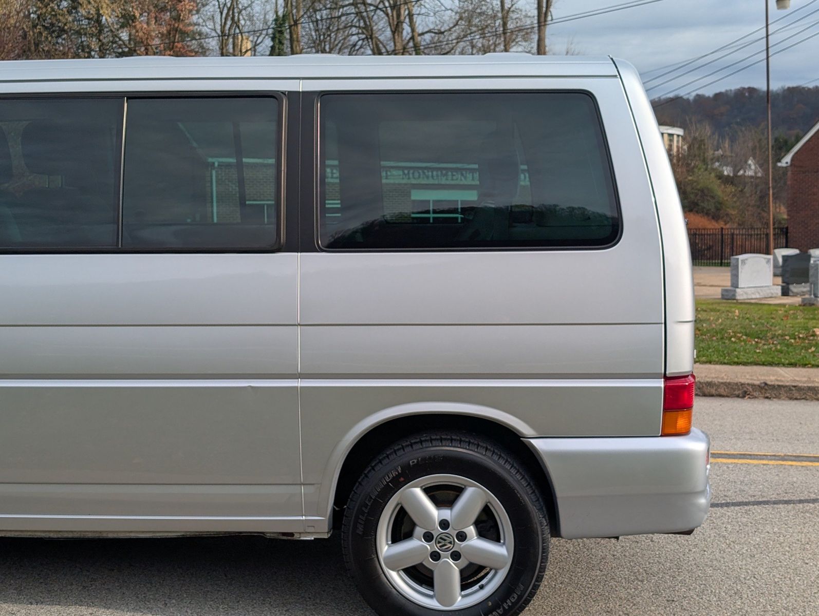 2003 Volkswagen EuroVan 44