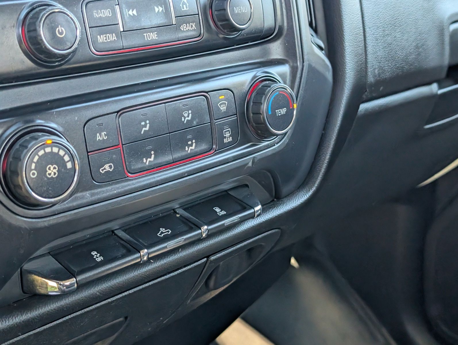 2015 GMC Sierra 2500HD 49