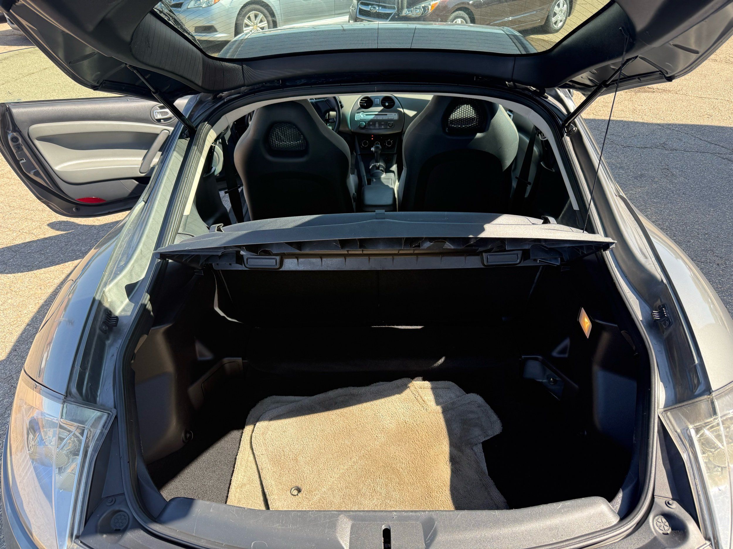 2006 Mitsubishi Eclipse GS photo 12