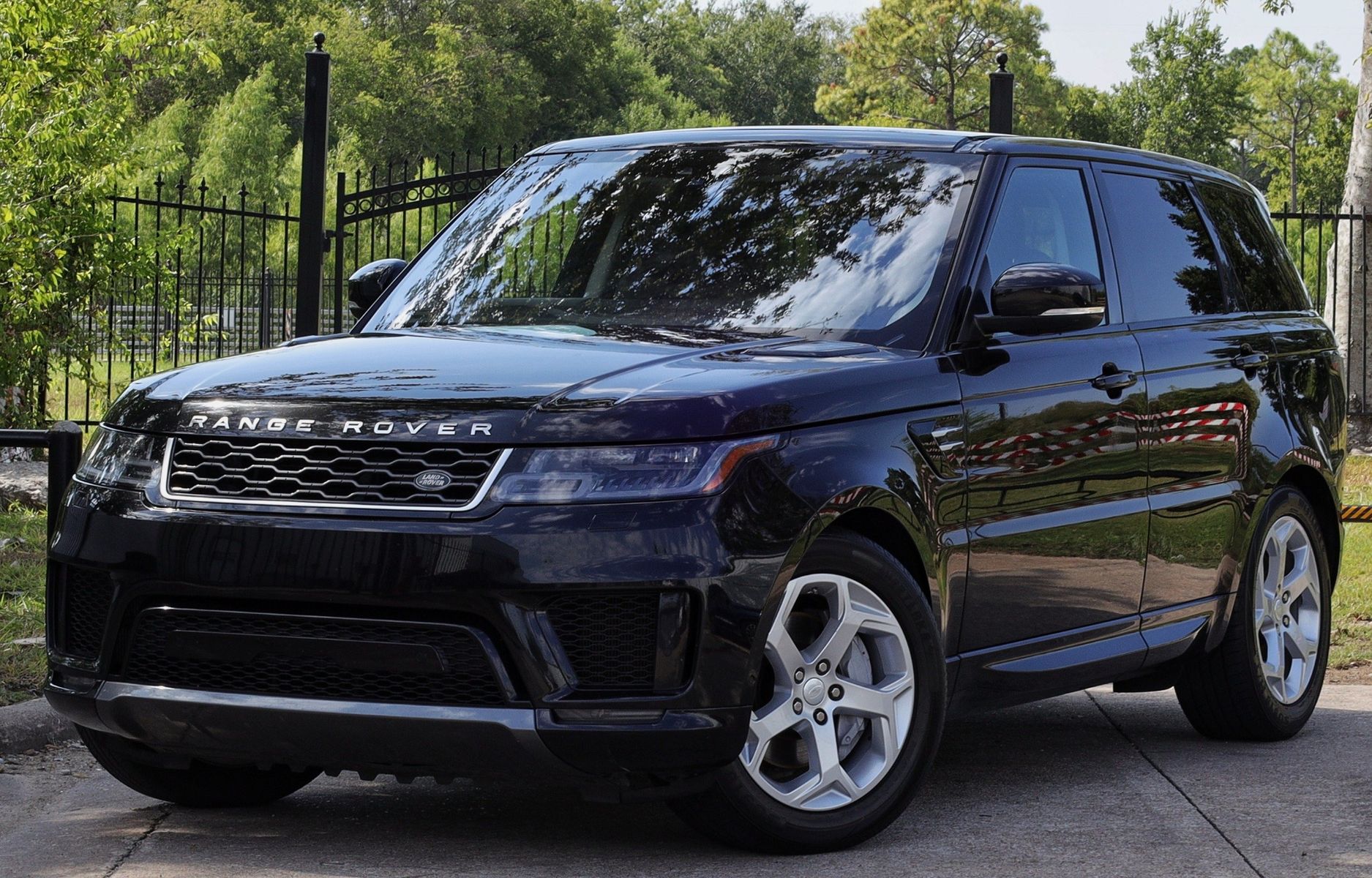 2020 Land Rover Range Rover Sport HSE | C R U