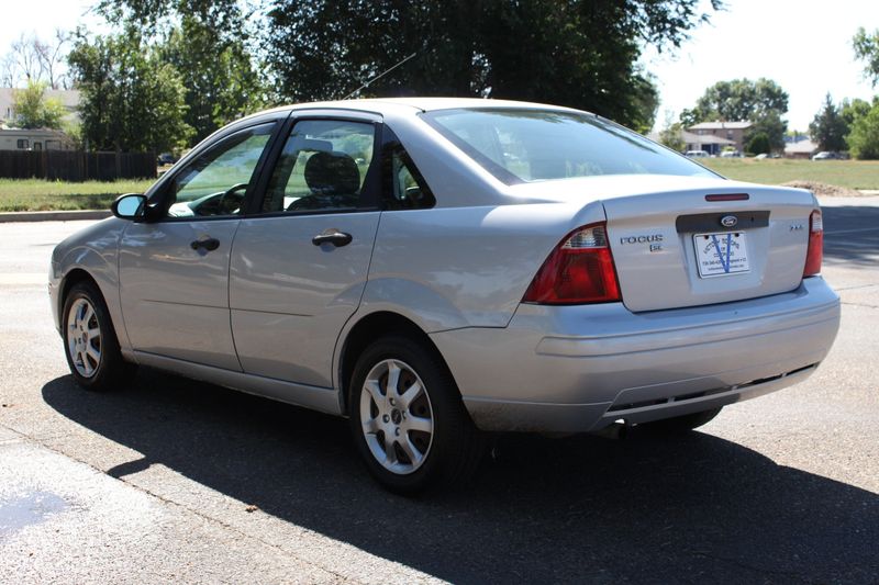 2005 Ford Focus ZX4 SE | Victory Motors of Colorado