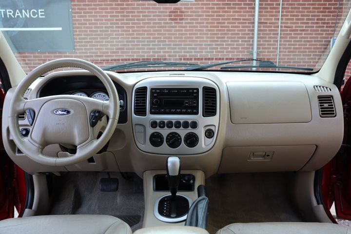 2007 Ford Escape Limited | Victory Motors of Colorado