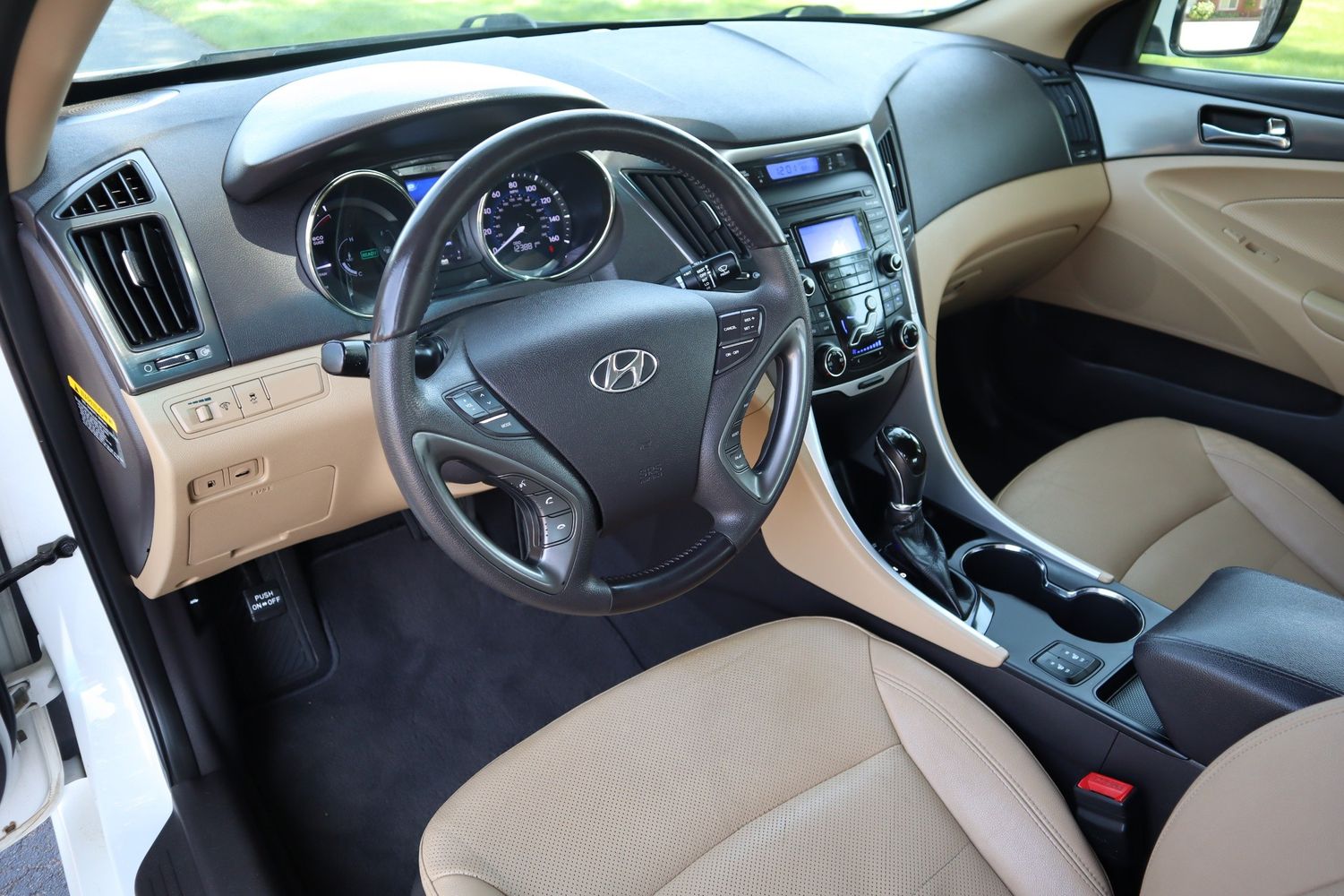 2012 Hyundai Sonata Hybrid Base Victory Motors of Colorado
