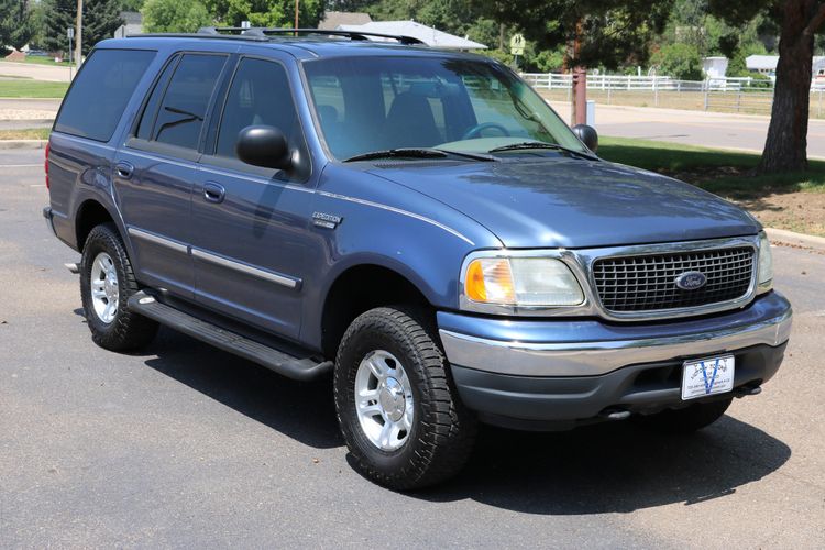 2002 Ford Expedition XLT | Victory Motors of Colorado