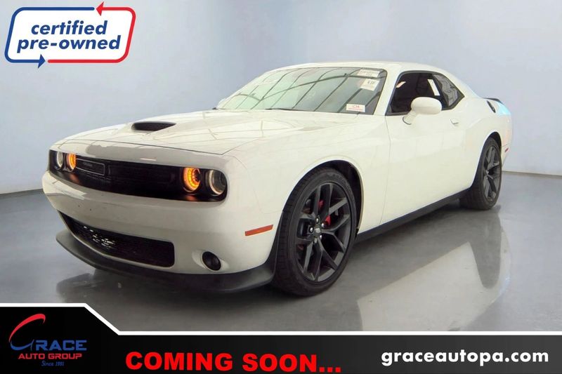 White 2020 Dodge Challenger Coupe Rear-Wheel Drive 8-Speed Automatic