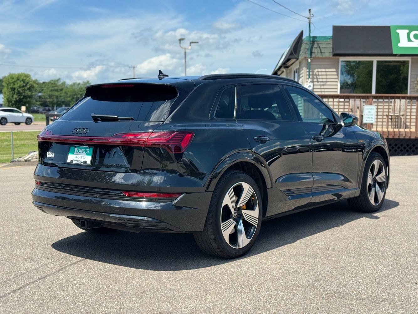 2023 Audi e-tron Premium Plus photo 8