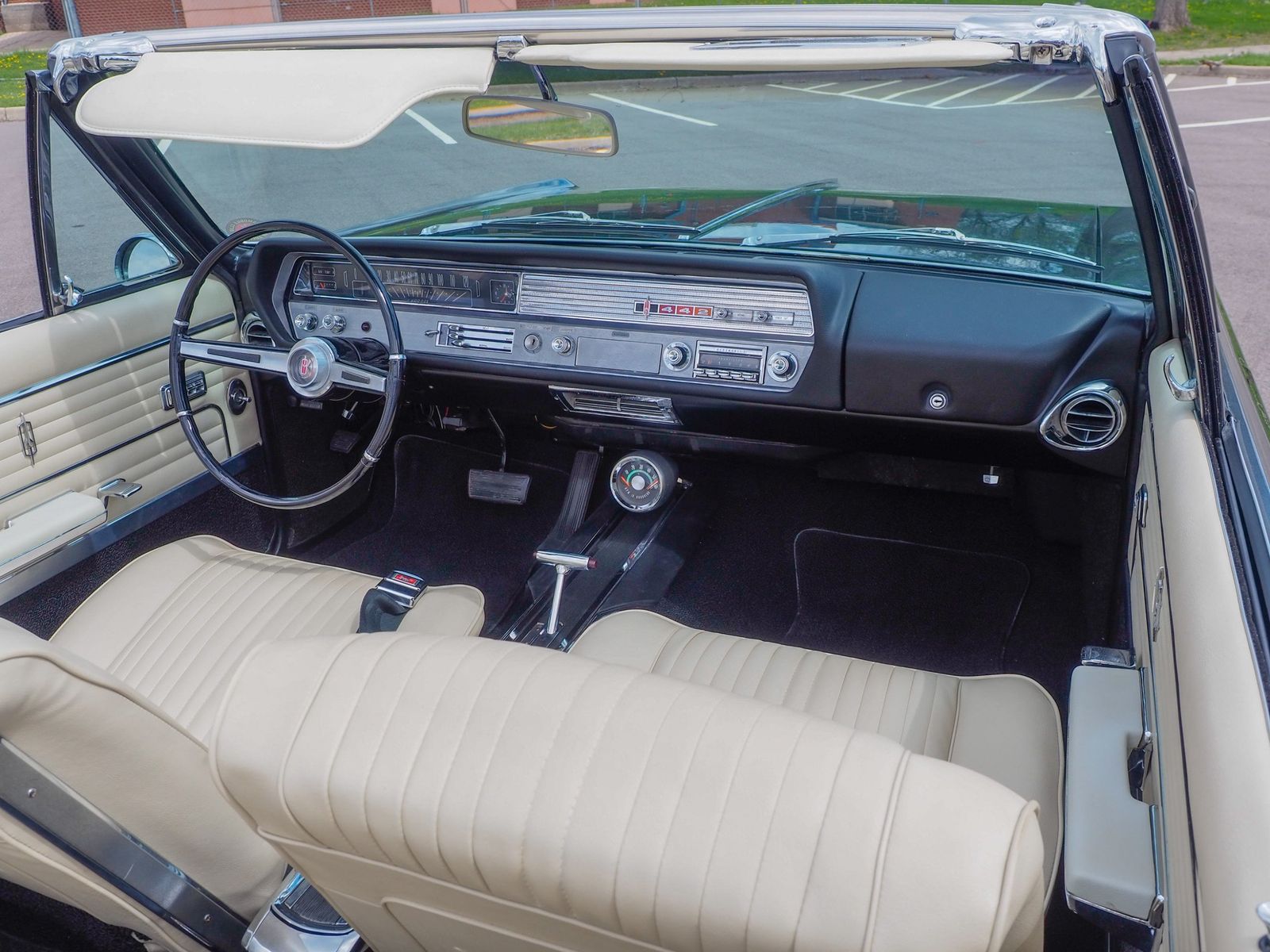 1965 Oldsmobile Cutlass 53