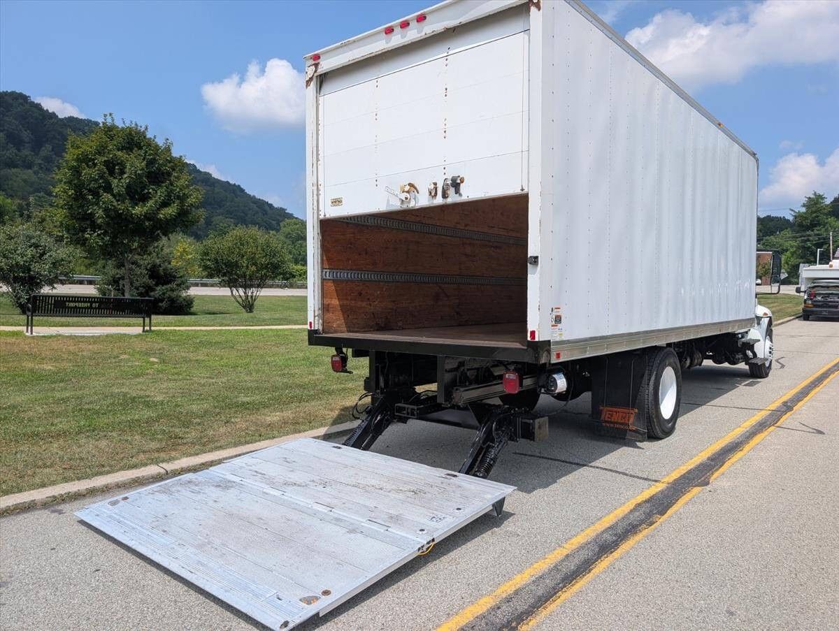 2018 International DuraStar 4300 70