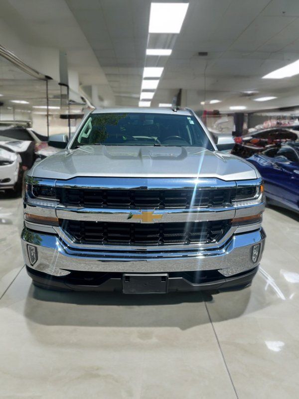 2018 Chevrolet Silverado 1500 LT 4X4 Crew Cab Standard Box's photo