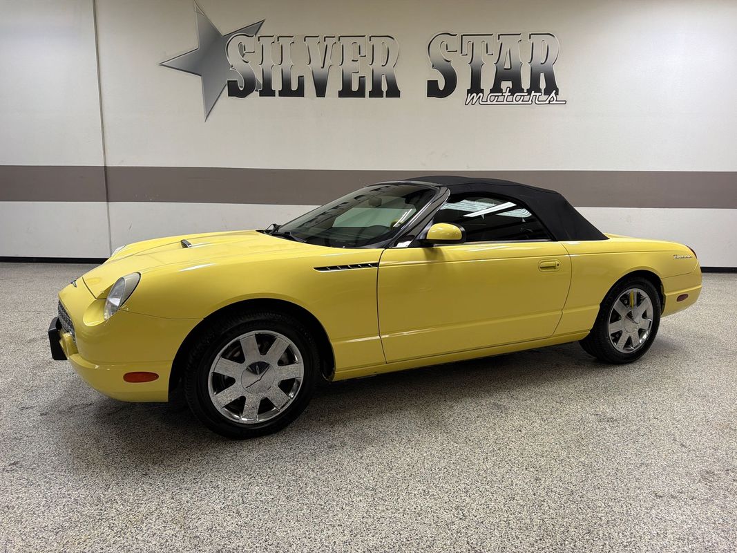 2002 Ford Thunderbird Base
