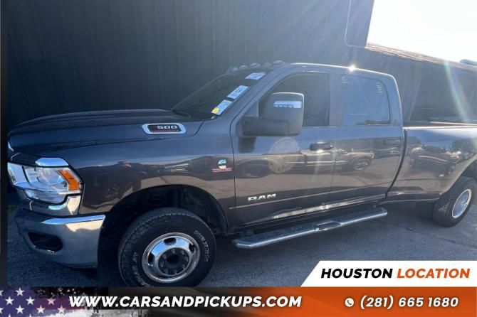 2024 RAM 3500 Big Horn's photo