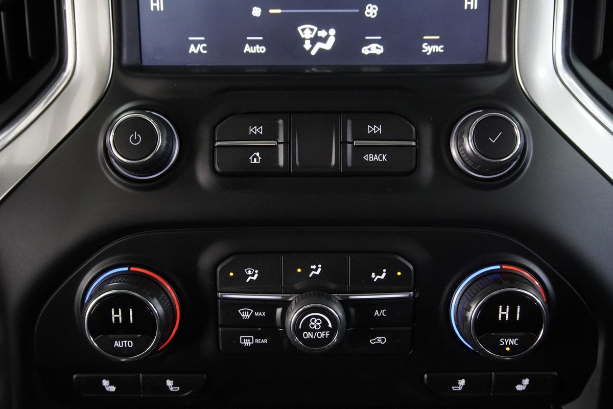 2020 Chevrolet Silverado 1500 4WD Crew Cab Short Bed RST