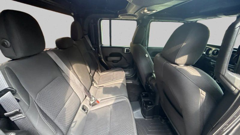 2021 Jeep Gladiator 80TH - Photo 13