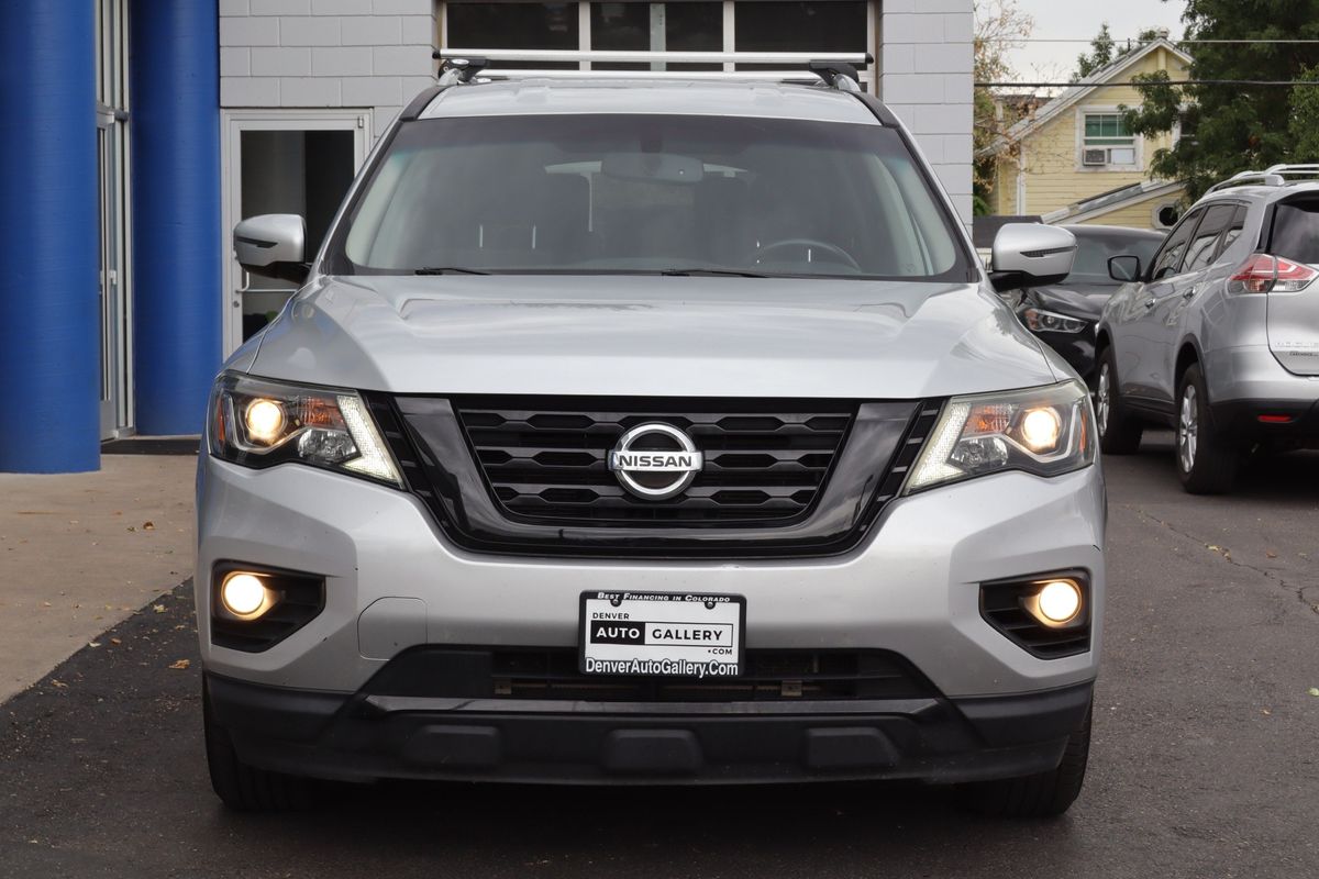2019 Nissan Pathfinder SV