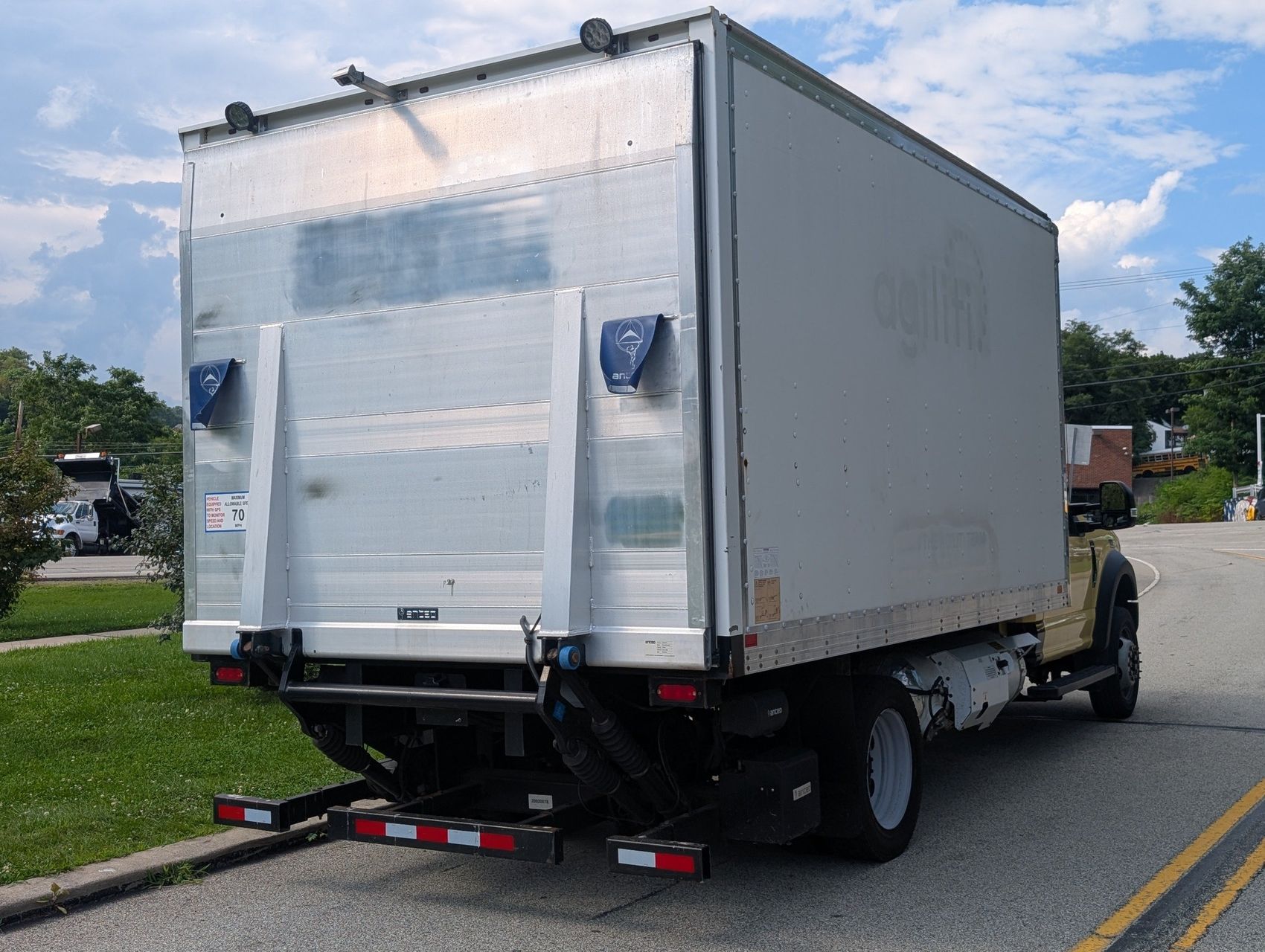 2019 Ford F-550 6