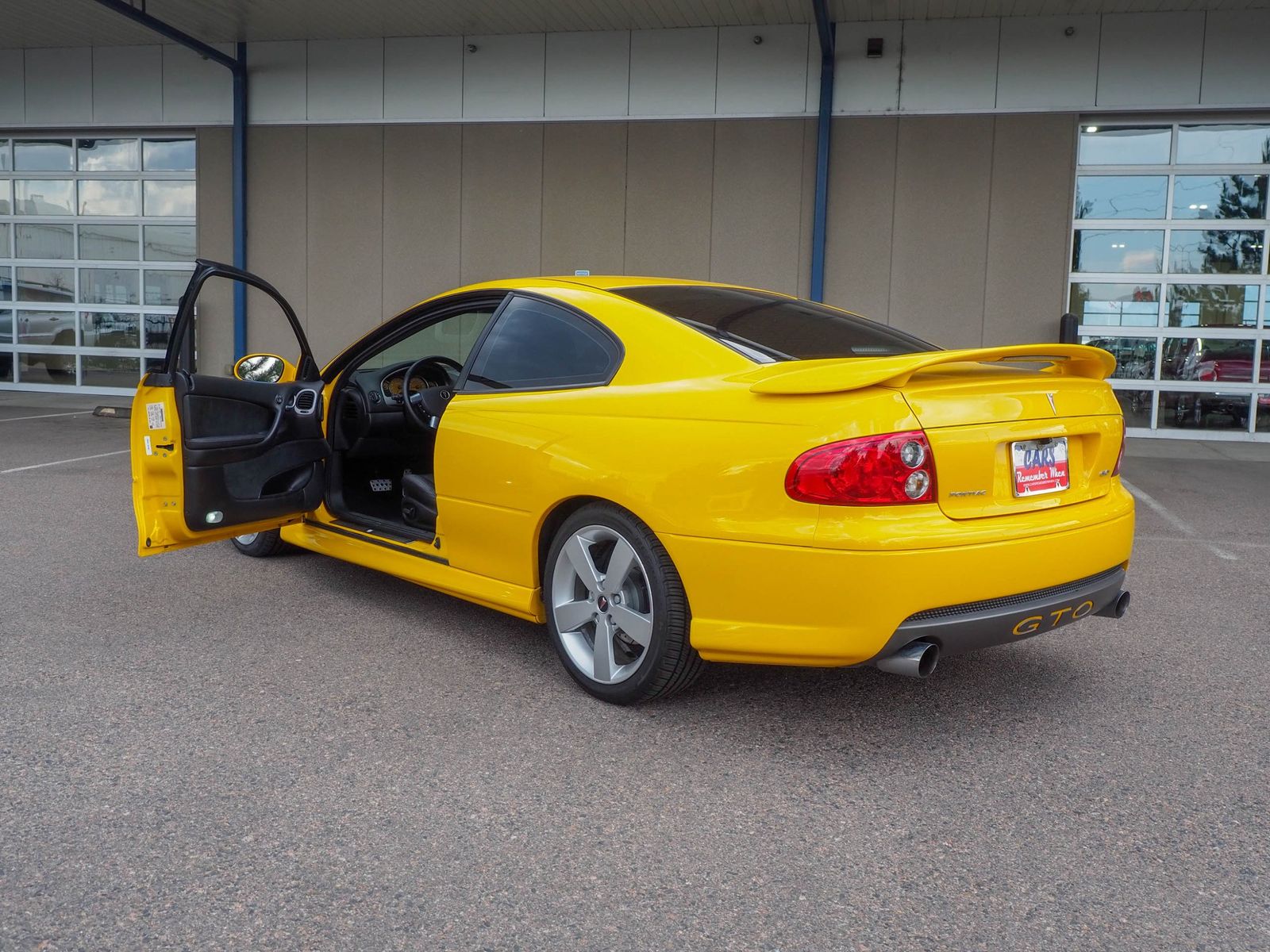 2005 Pontiac GTO 42