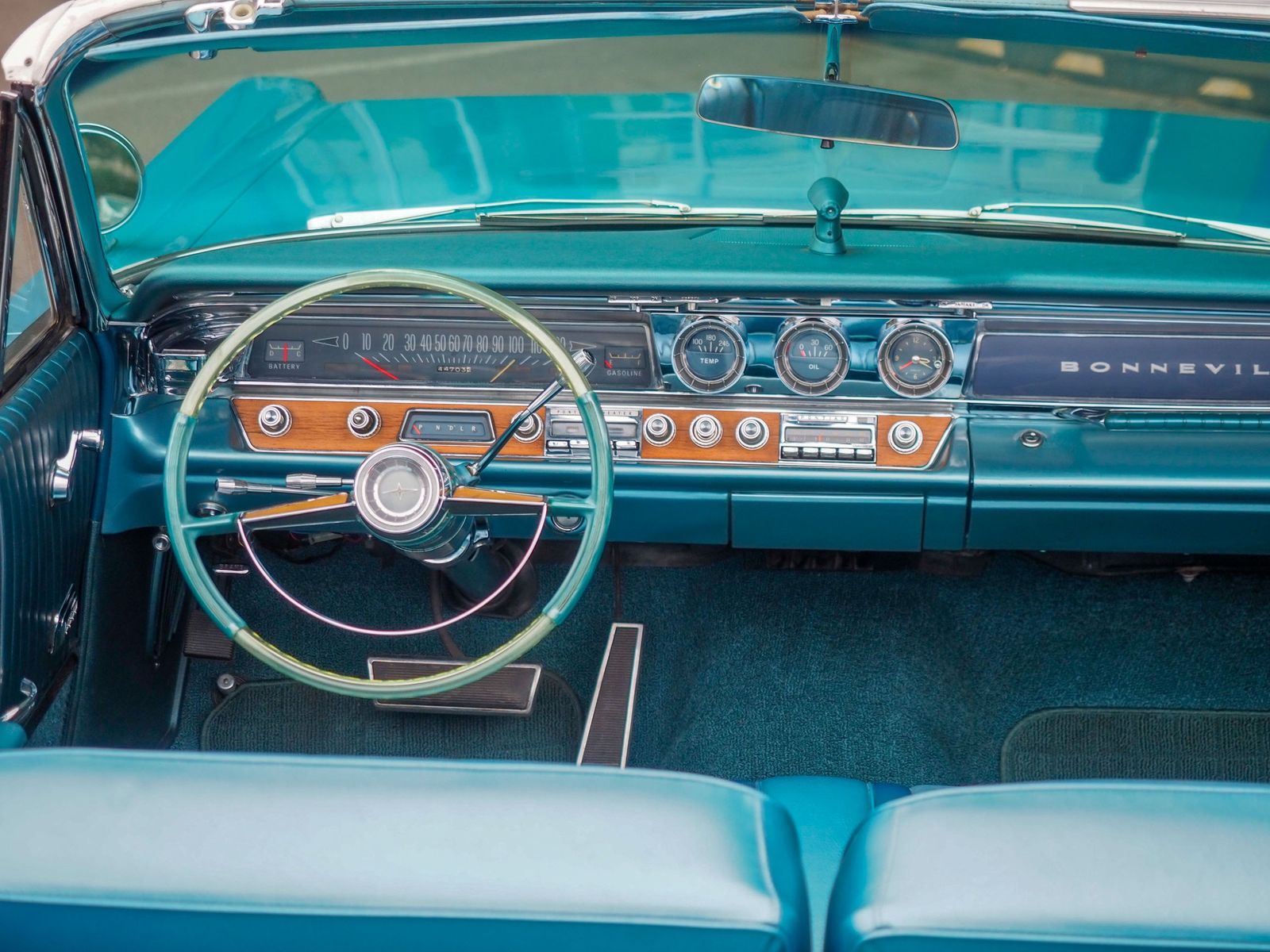 1963 Pontiac Bonneville 54