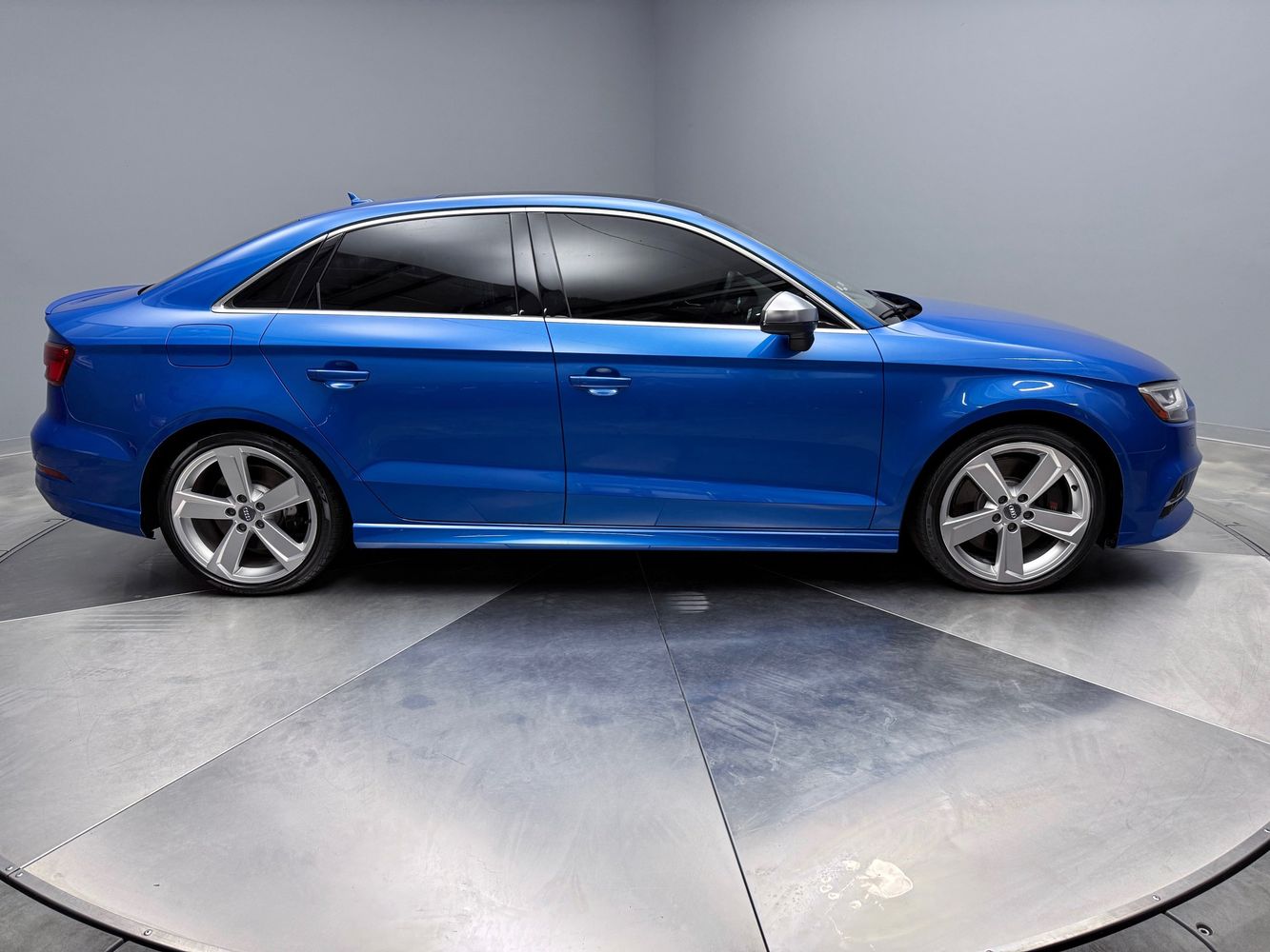 2018 Audi S3 Premium Plus photo 4