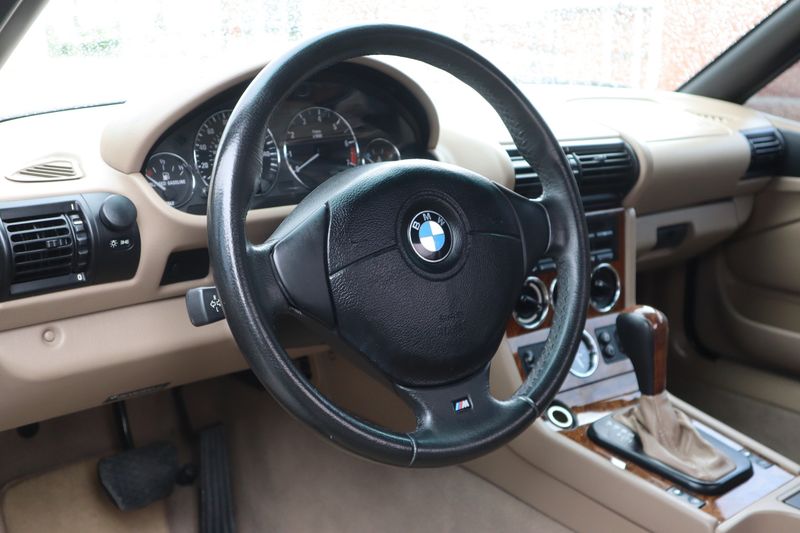 2001 BMW Z3 2.5i | Victory Motors of Colorado