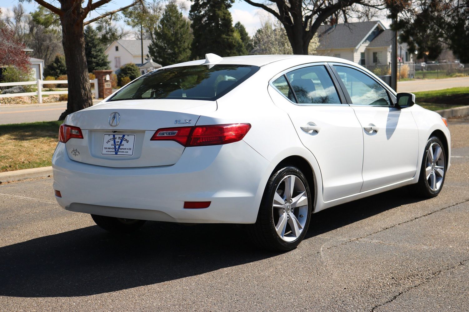 2014 Acura ILX 2.0L Victory Motors of Colorado
