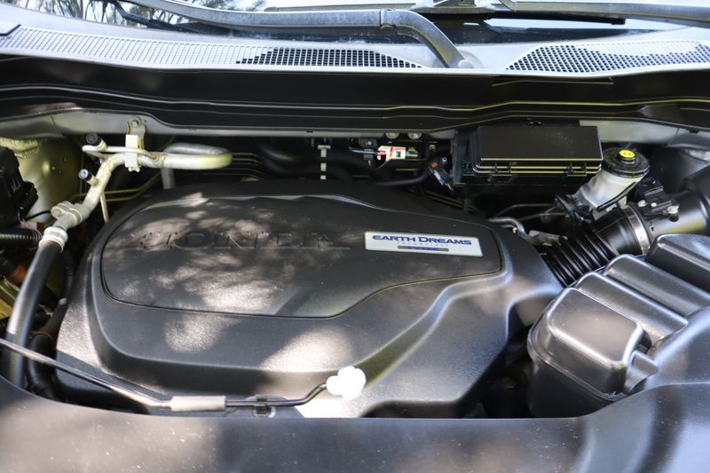2020 Honda Passport AWD EX-L | Victory Motors of Colorado
