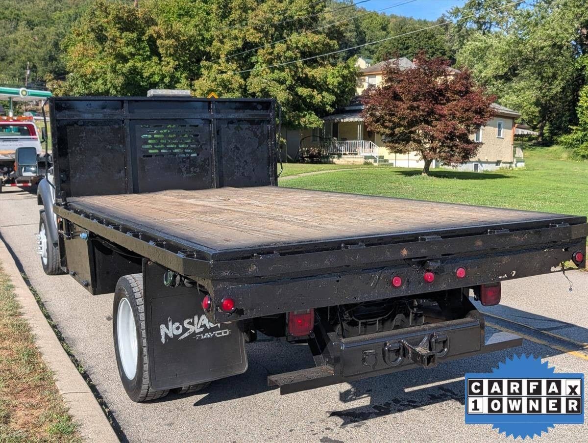 2016 Ford F-550 Super Duty 8