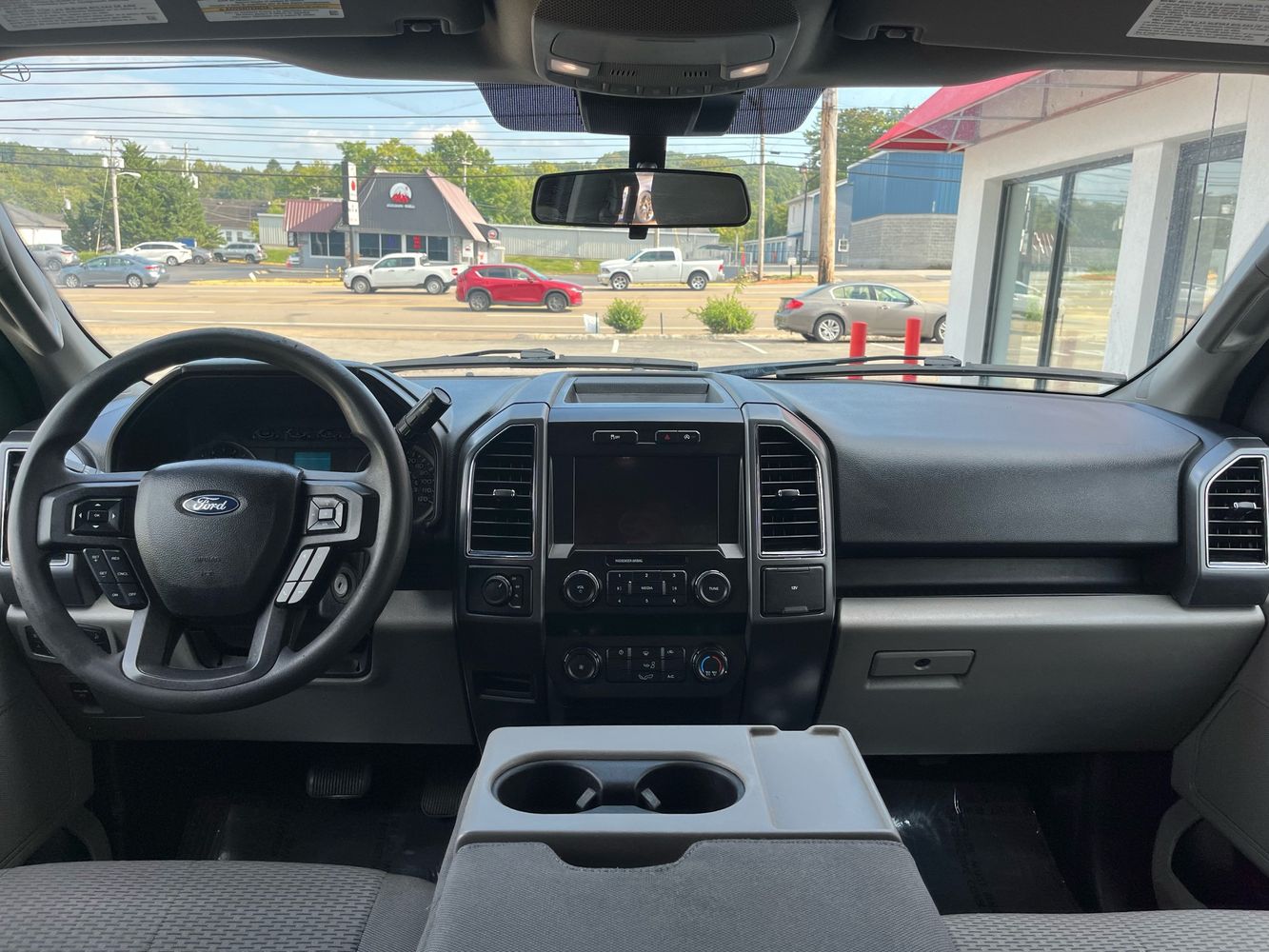 2019 Ford F-150 XLT photo 10