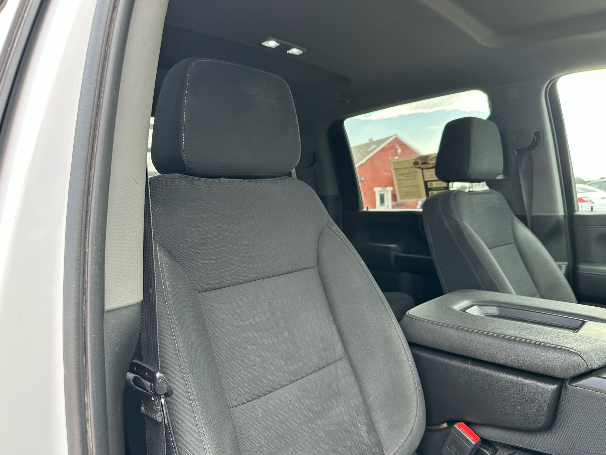 2022 Chevrolet Silverado 3500HD LT photo 15