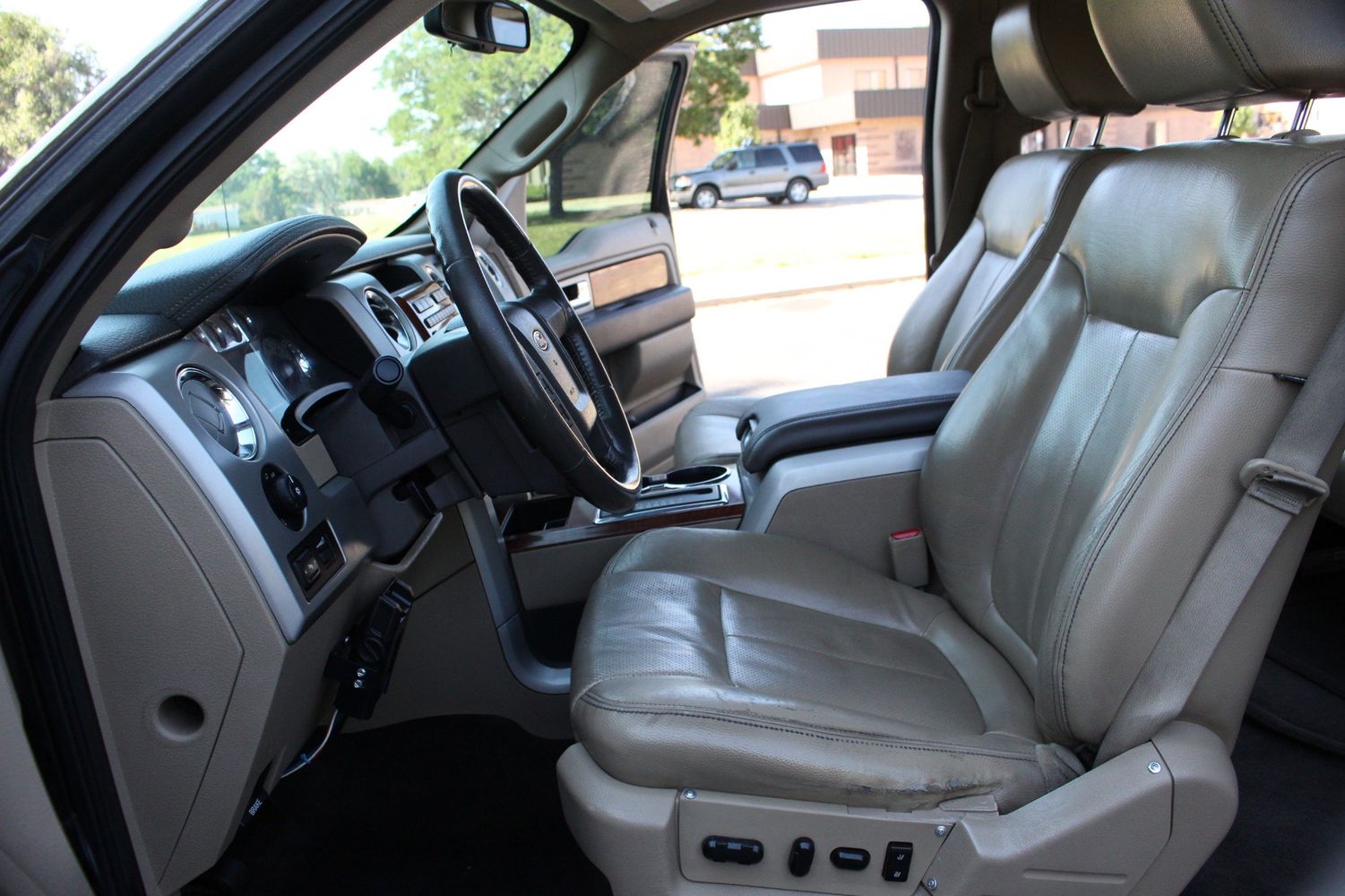 2009 Ford F-150 Lariat | Victory Motors of Colorado