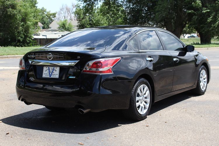 2014 Nissan Altima 2.5 S | Victory Motors of Colorado