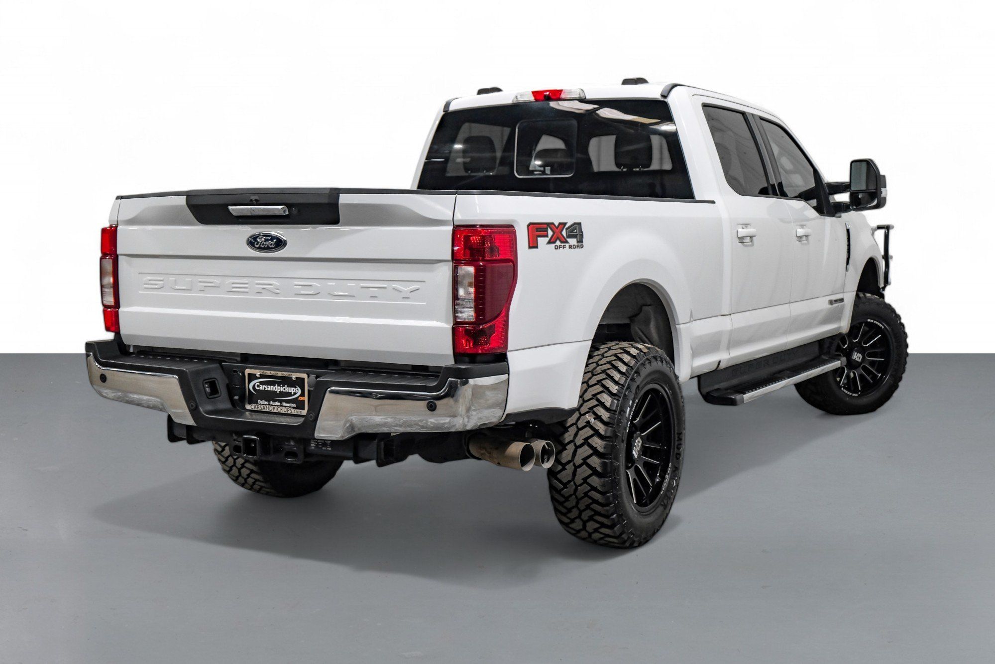 2020 Ford F-250 Lariat photo 2
