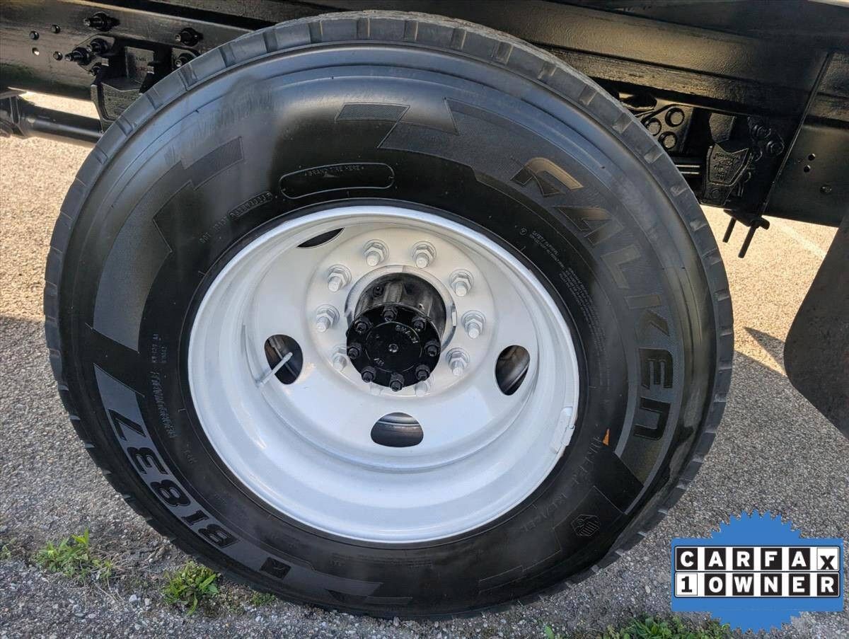 2021 Ford F-650 Super Duty 42