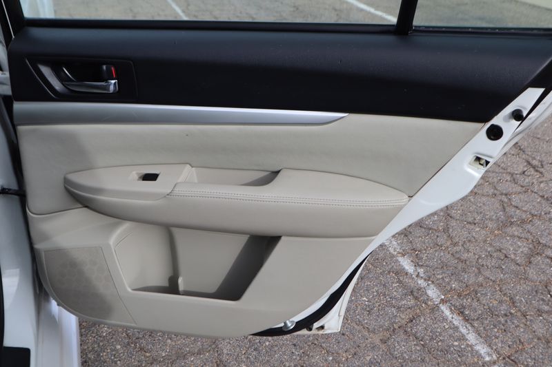 2012 Subaru Legacy 2.5i Premium | Victory Motors of Colorado