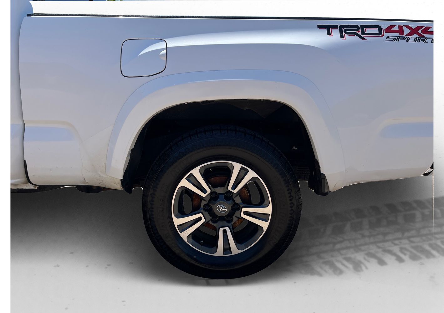 2017 Toyota Tacoma TRD Sport - Photo 33