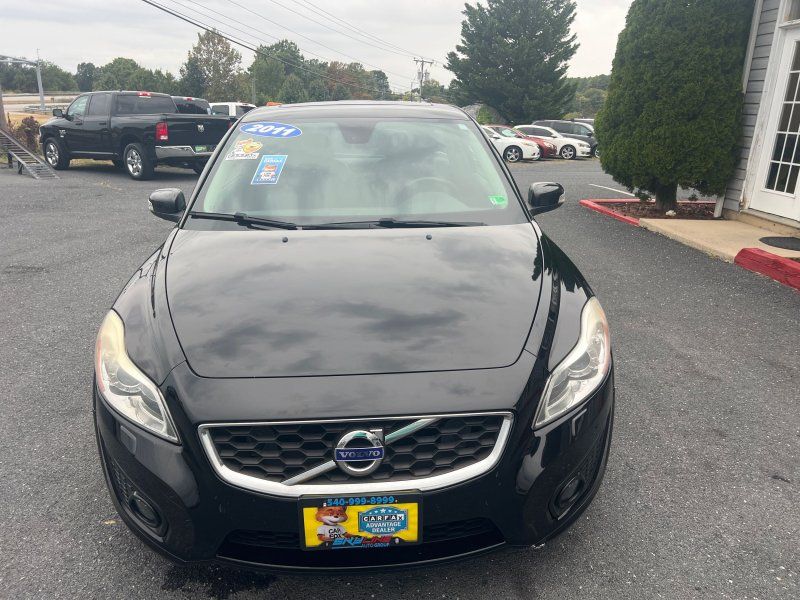 2011 Volvo C30 T5 R-Design photo 4