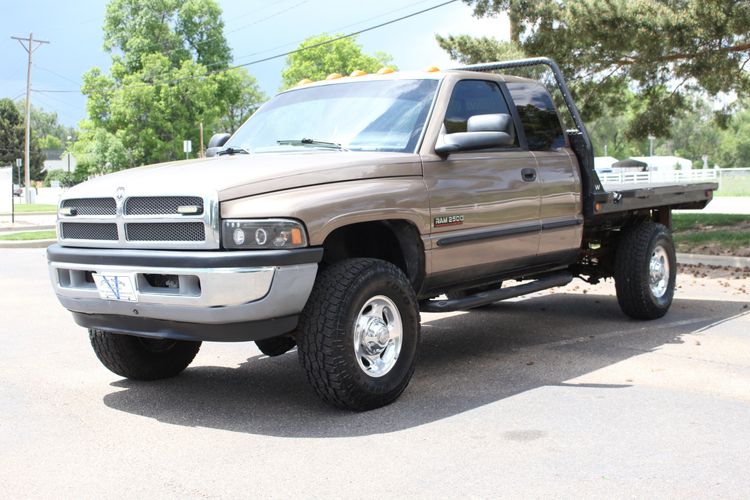 2001 Dodge Ram 2500 SLT | Victory Motors of Colorado