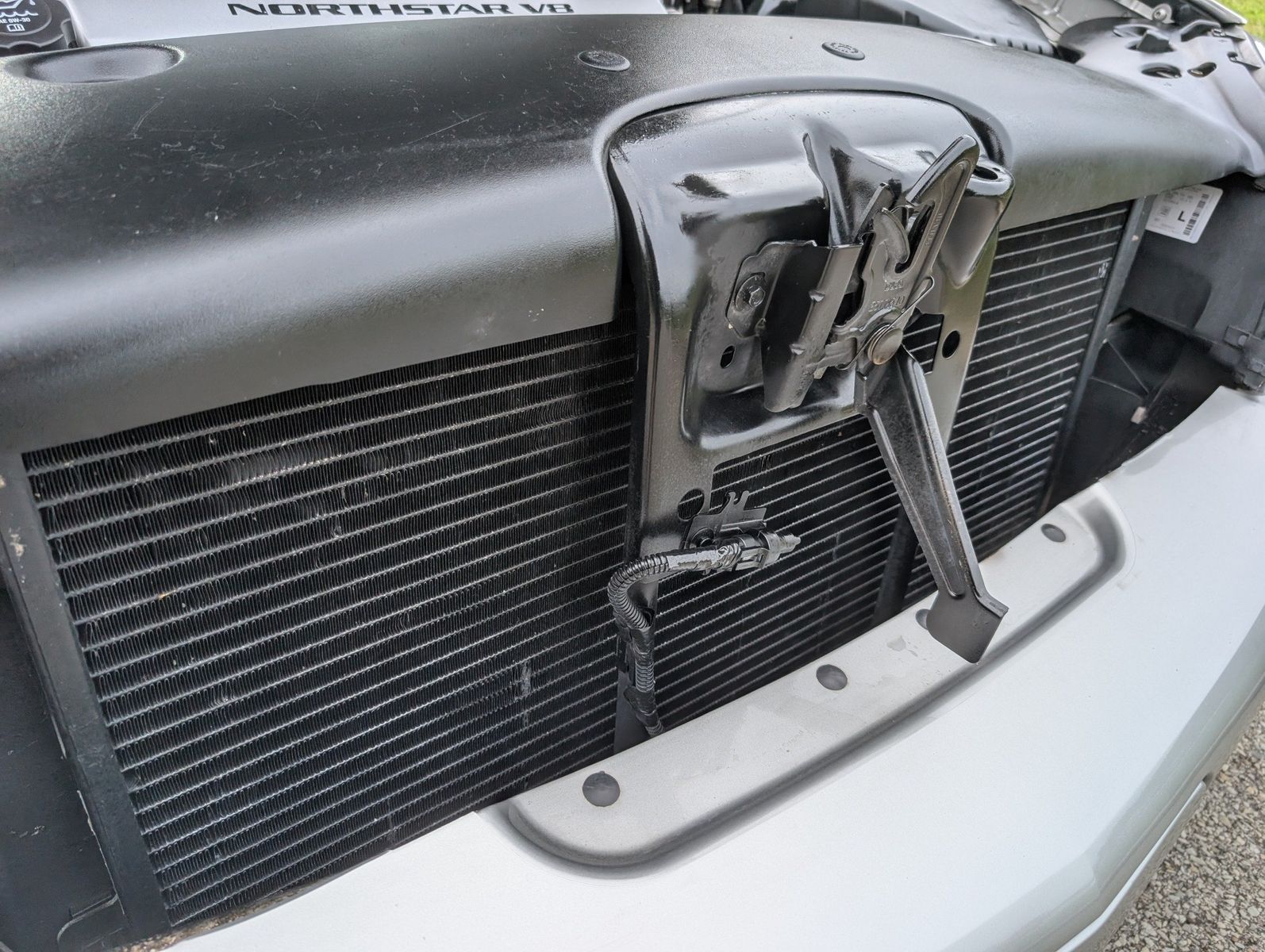 2005 Cadillac DeVille 131