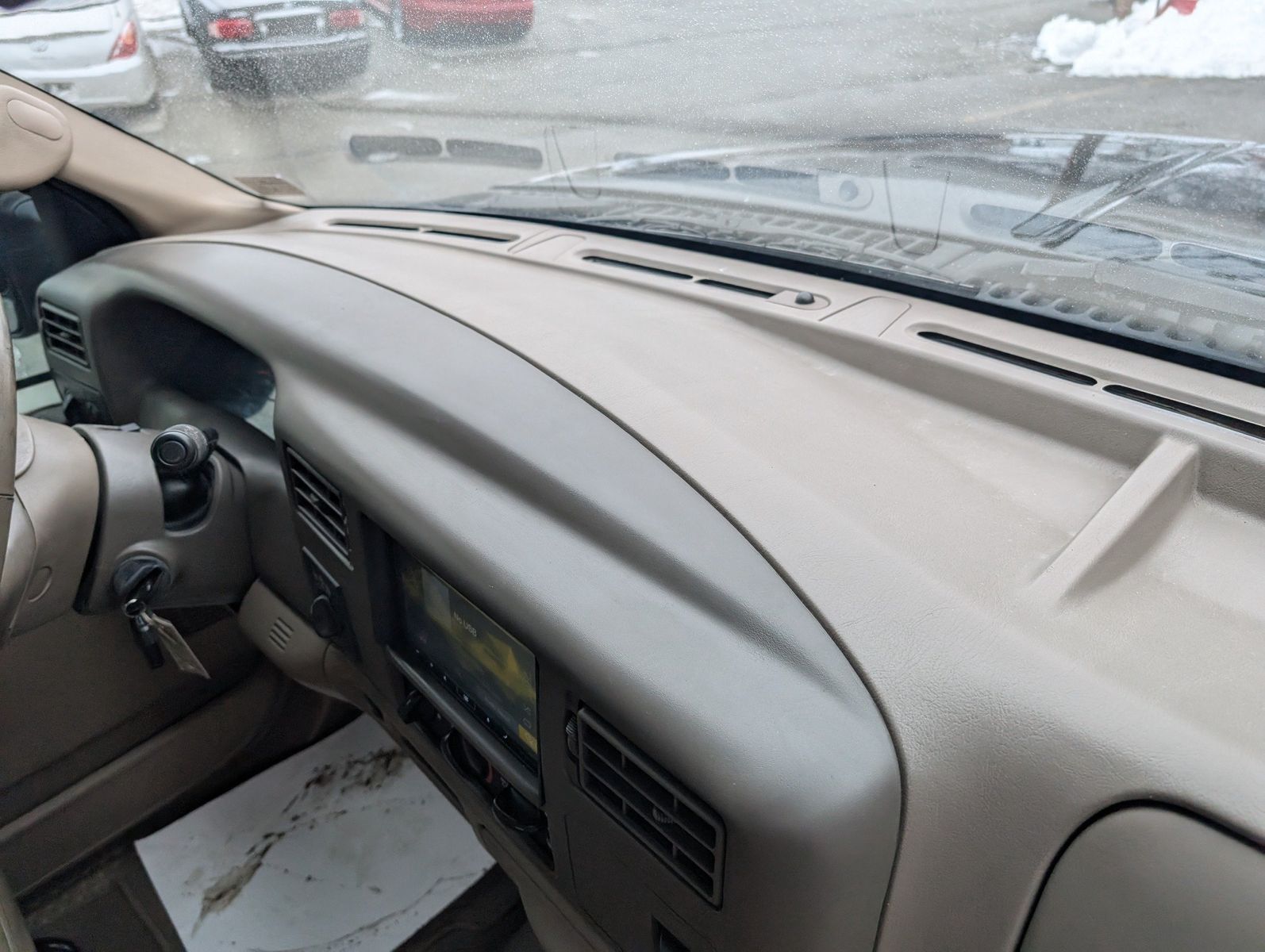 2004 Ford F-350 Super Duty 216