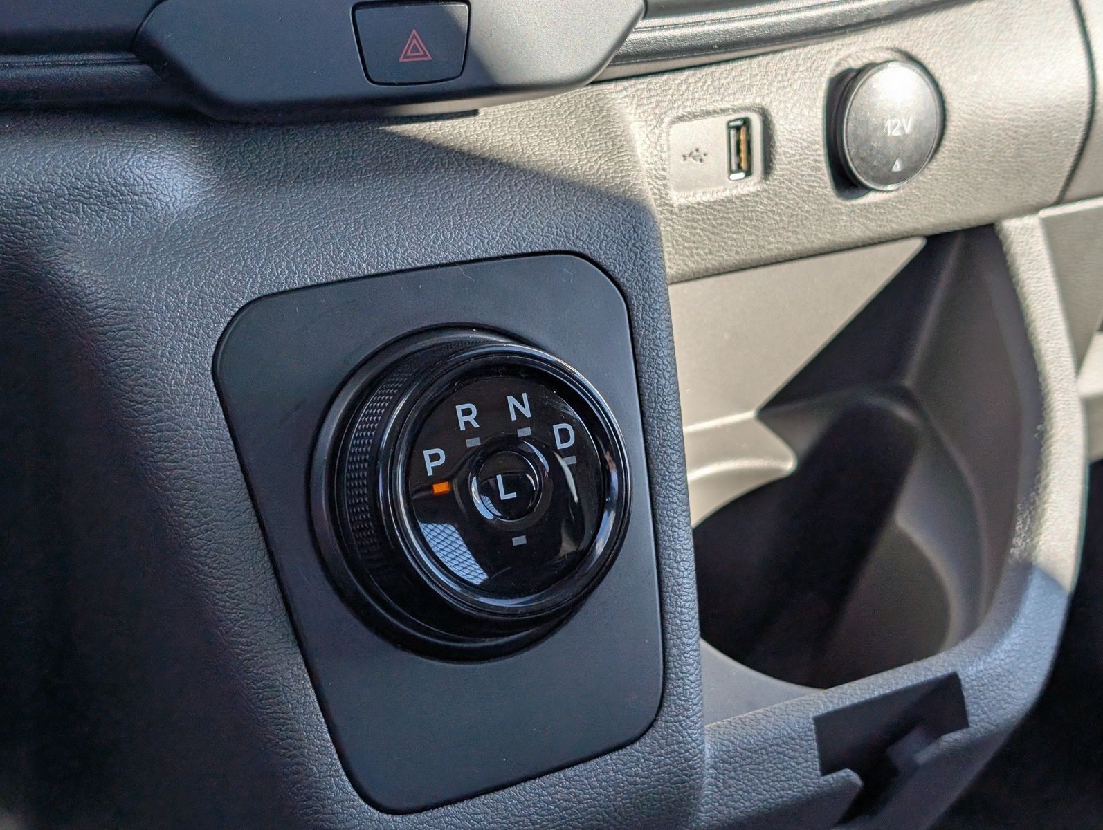 2023 Ford E-Transit-350 77