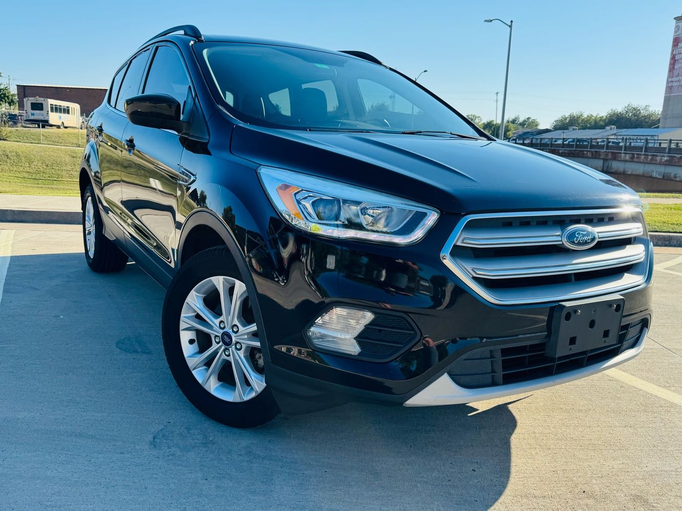 2018 Ford Escape SEL photo 3