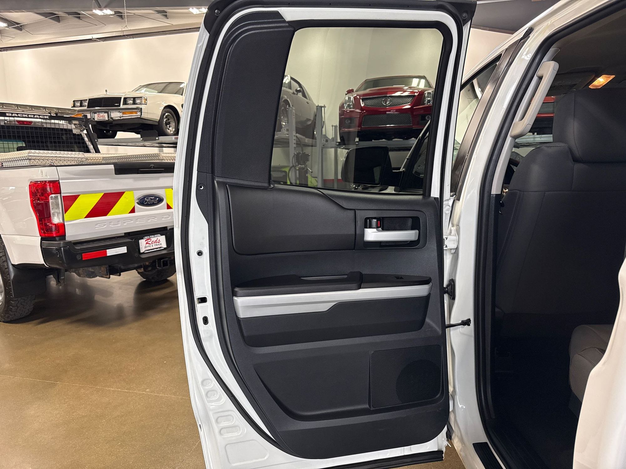2015 Toyota Tundra SR5 Grade photo 62