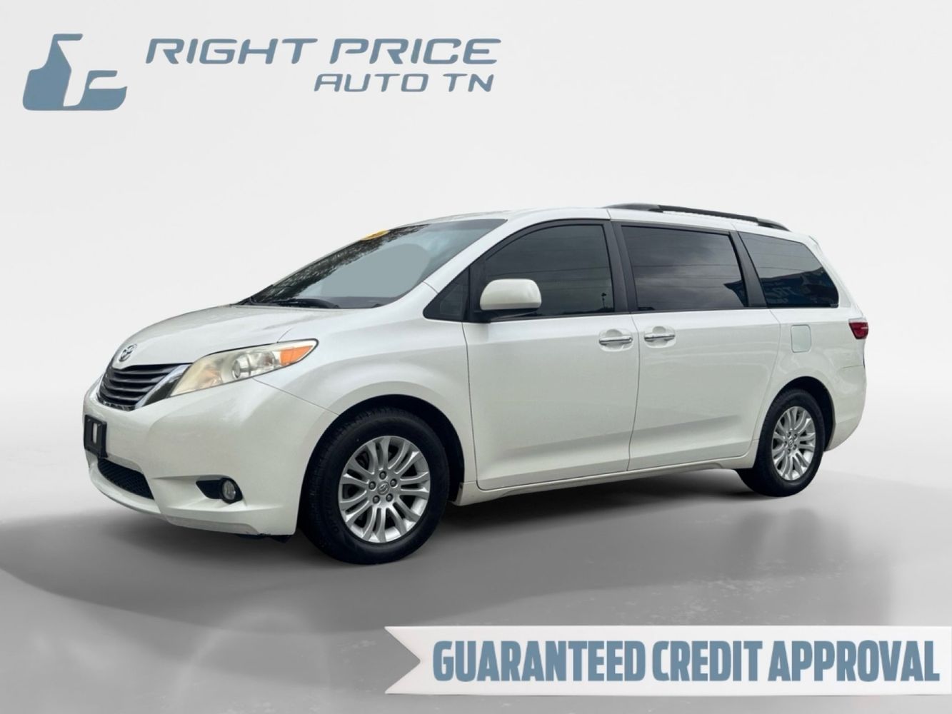 2016 Toyota Sienna XLE