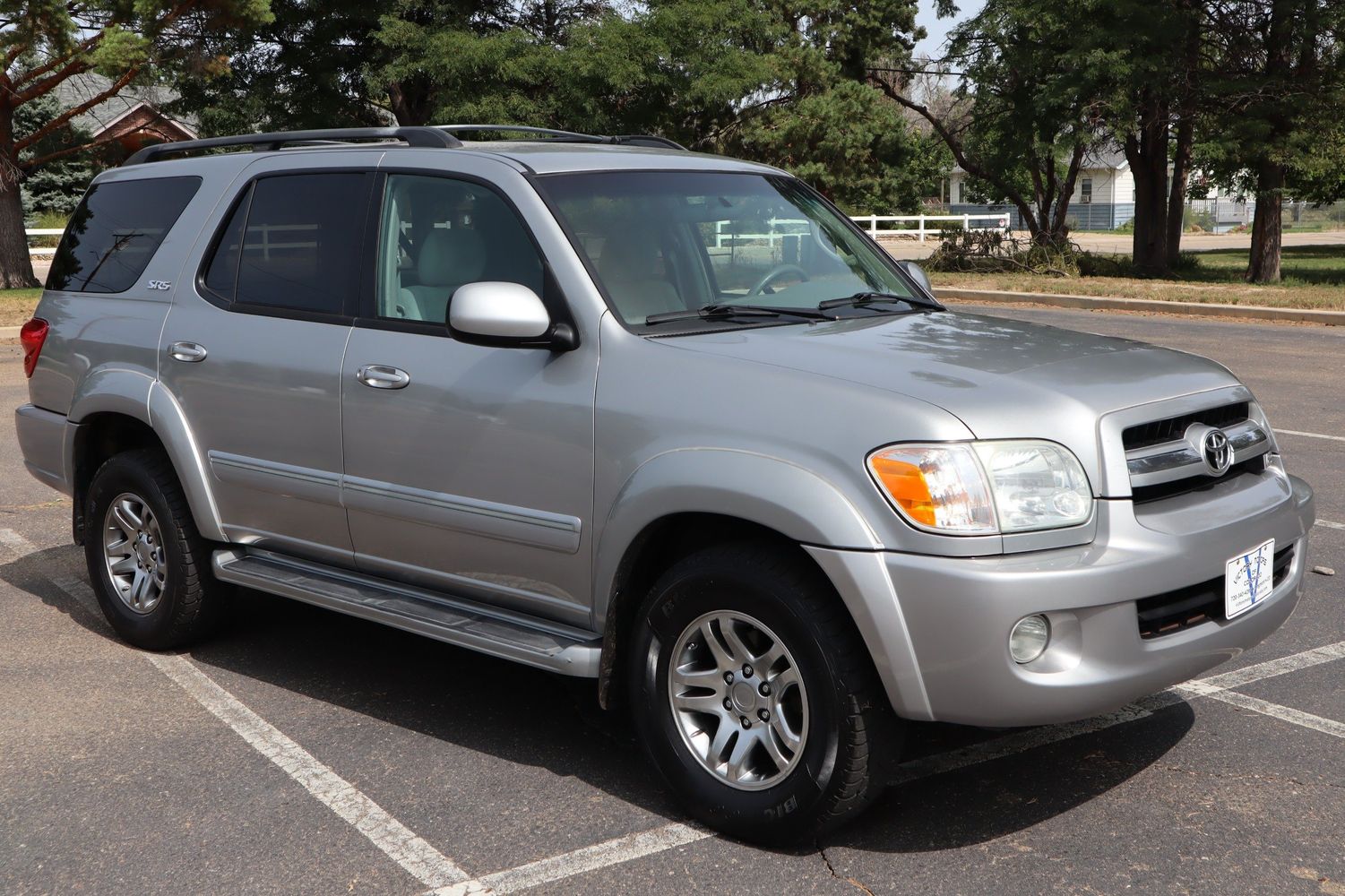 Toyota sequoia sr5