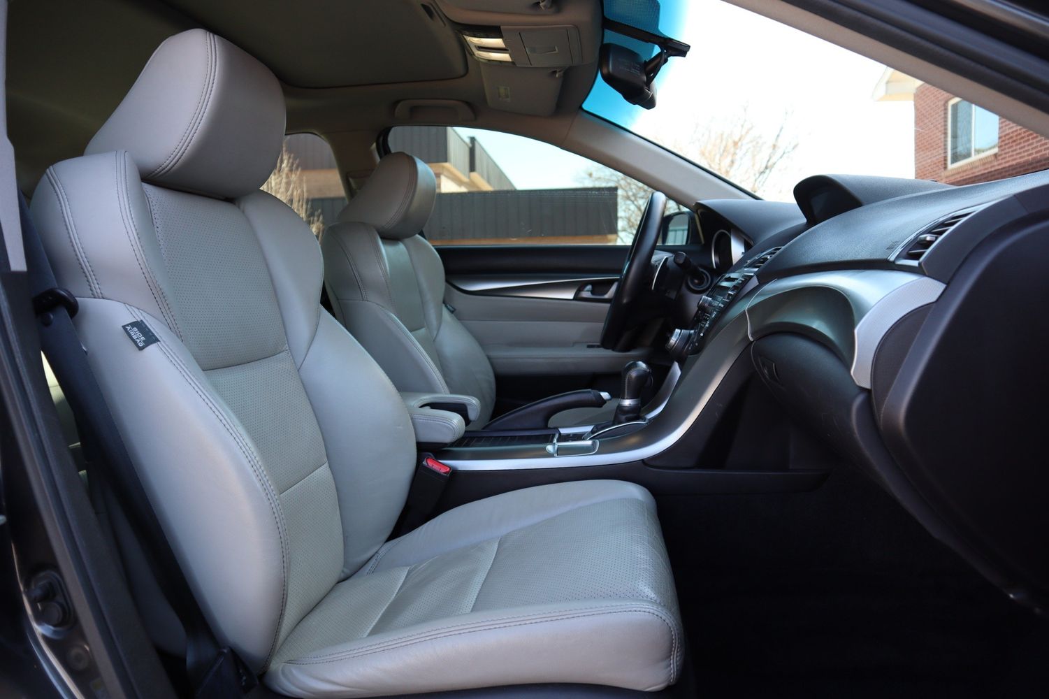 2010 Acura TL SH-AWD w/Tech | Victory Motors of Colorado