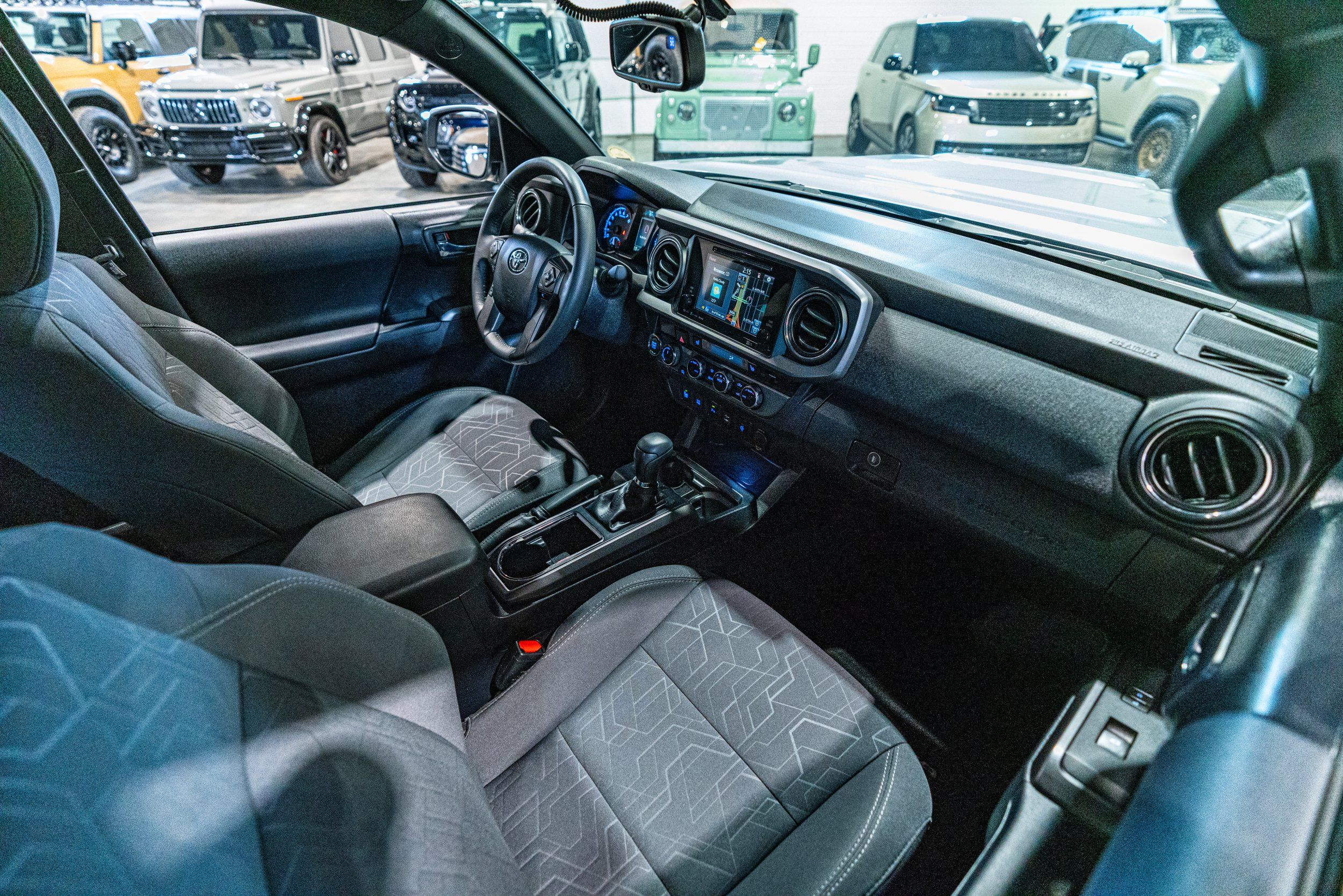 2017 Toyota Tacoma TRD Sport, photo 36
